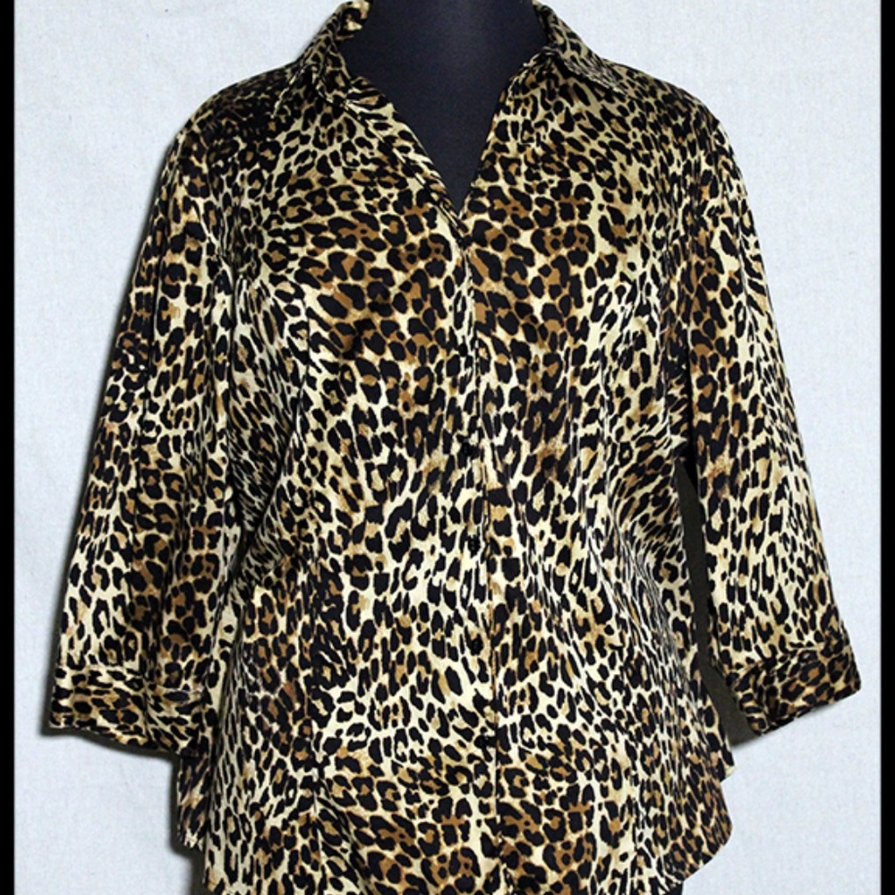 Lane Bryant Cheetah print blouse Women’s Plus 26 NWOT - Picture 2 of 6